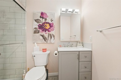 Welcome to Cambridge Court! This is a 62 and over Community - photo 12