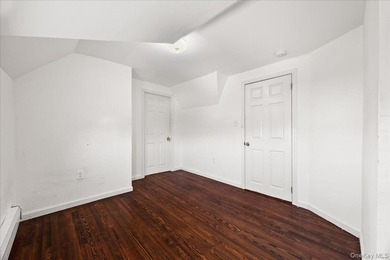Move-in ready home on a quiet Freeport block! Features bright - photo 13