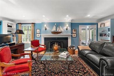 Absolutely stunning waterfront home on Upper Straits Lake - photo 16