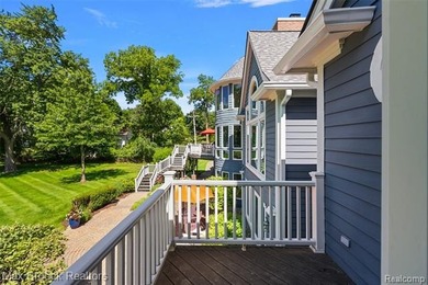 Absolutely stunning waterfront home on Upper Straits Lake - photo 22