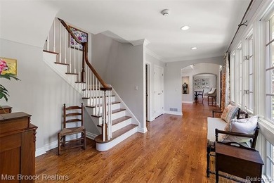Absolutely stunning waterfront home on Upper Straits Lake - photo 23