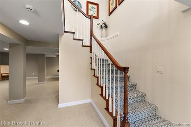 Absolutely stunning waterfront home on Upper Straits Lake - photo 35