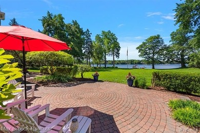 Absolutely stunning waterfront home on Upper Straits Lake - photo 43