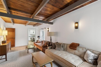Sag Harbor Village Opportunity: 3 BR, 3 BA, 0.6 Acres. Uncover - photo 4