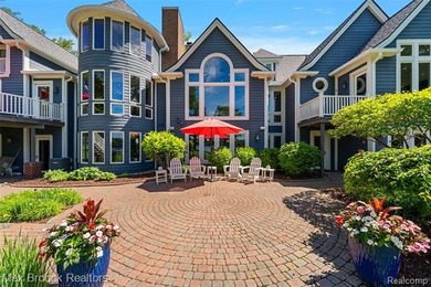Absolutely stunning waterfront home on Upper Straits Lake - photo 50