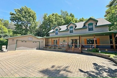 Listed at $549,900, this stunning 4+ bedroom, 4-bath acreage - photo 1