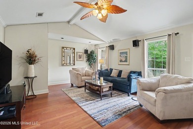 Beautiful Family home located on a quiet cul de sac in Bayou - photo 13