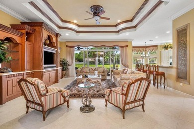 Stunning lakefront 3 BD, 2.5 BA residence in Valencia Palms of - photo 4