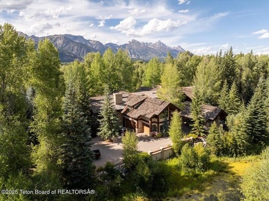 Set beneath the dramatic peaks of the Teton Range, the Antelope - photo 14
