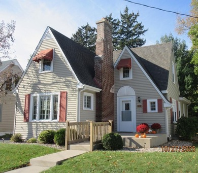 Lake George - Lake County Home For Sale in Hobart Indiana