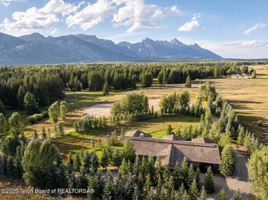 Set beneath the dramatic peaks of the Teton Range, the Antelope - photo 37