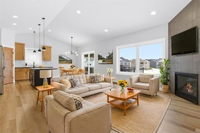 (private lake, pond, creek) Home For Sale in Rochester Minnesota