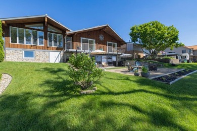 Thoroughly remodeled, redesigned 2-BD, 2-BA, 2,581-sq-ft - photo 4