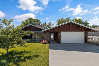 Thoroughly remodeled, redesigned 2-BD, 2-BA, 2,581-sq-ft - photo 6