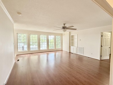 Additional listing photo 4