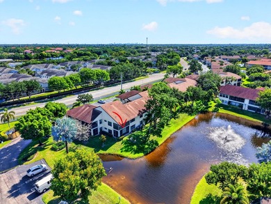 Welcome home to this beautifully maintained first floor condo - photo 3