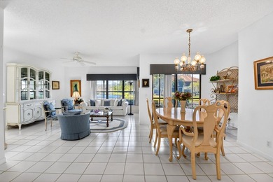 Welcome home to this beautifully maintained first floor condo - photo 8