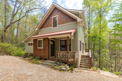 Nestled at the end of a quiet cul-de-sac in Sapphire Valley - photo 12