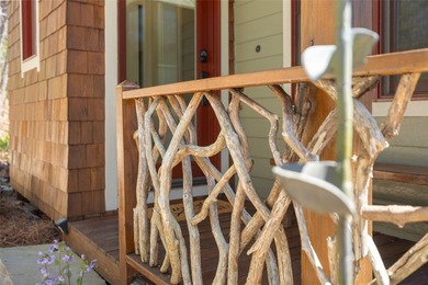 Nestled at the end of a quiet cul-de-sac in Sapphire Valley - photo 14