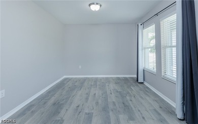Welcome to this beautifully maintained 4-BEDROOM 3-BATH PLUS DEN - photo 3