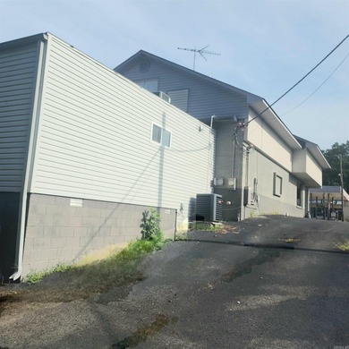 Additional listing photo 3
