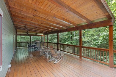 Nestled at the end of a quiet cul-de-sac in Sapphire Valley - photo 45