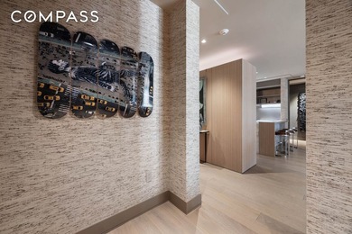 Enjoy the ultimate downtown lifestyle in this artfully-crafted 2 - photo 5