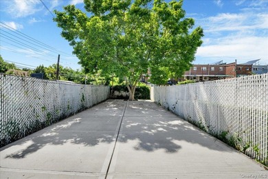 WELCOME TO 403 TORRY AVENUE. SINGLE FAMILY LOVELY BRICK HOME - photo 23