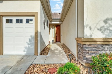 Welcome to this highly sought-after Emerald Model, ideally - photo 23