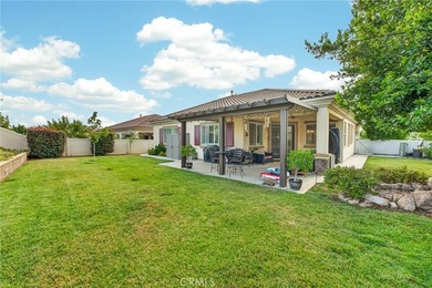 Welcome to this highly sought-after Emerald Model, ideally - photo 25