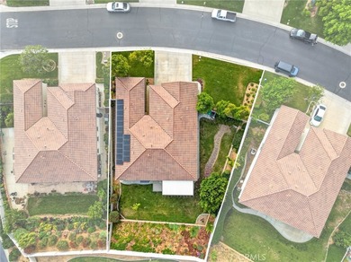 Welcome to this highly sought-after Emerald Model, ideally - photo 31