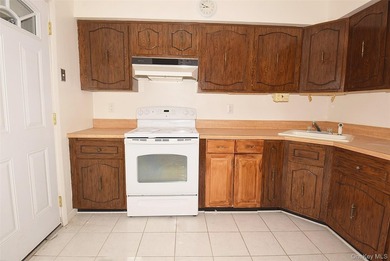 Welcome to 54 Grand Street-Your final destination. This very - photo 5