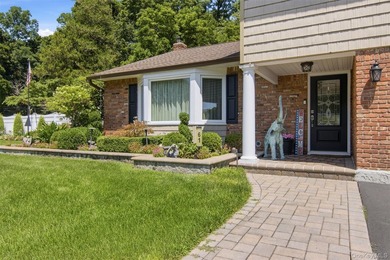 Welcome home to 61 Viola Drive, a pristine, move-in-ready redone - photo 6