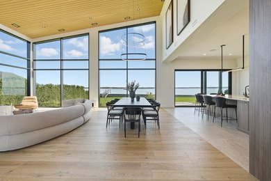 Elegance. Raffinement. Acces direct au lac. Cette residence - photo 6