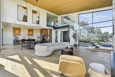 Elegance. Raffinement. Acces direct au lac. Cette residence - photo 8