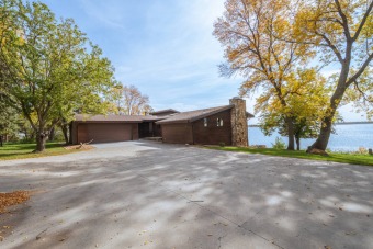 Lake Home Off Market in Devils Lake, North Dakota