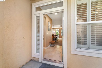Welcome to easy, resort-style living in this beautifully - photo 6