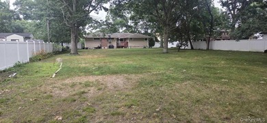 This Spacious ranch home offers four bedrooms and two full - photo 4