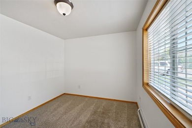 Welcome to 625 N 5th Ave Unit V! This refreshed, move-in ready - photo 20