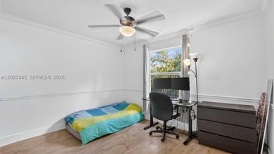 Completely remodeled 4-bedroom, 2.5 bathroom single-family home - photo 22