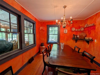 Welcome to the quintessential lake house in the storybook - photo 11