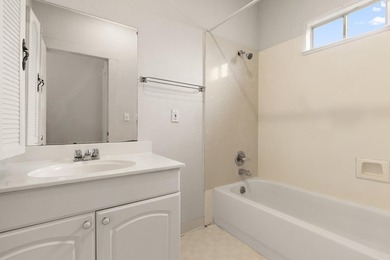 Opportunity knocks just blocks from UC Berkeley! This vacant - photo 17