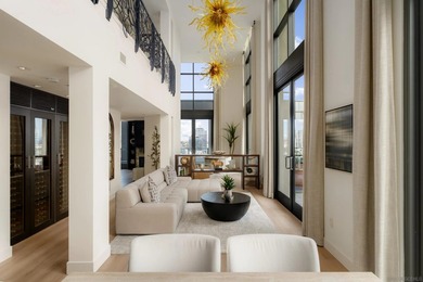 Welcome to Renaissance Penthouse Residence 2204, a recently - photo 19