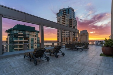 Welcome to Renaissance Penthouse Residence 2204, a recently - photo 21