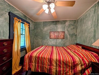 Welcome to the quintessential lake house in the storybook - photo 28