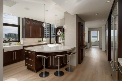 Welcome to Renaissance Penthouse Residence 2204, a recently - photo 32