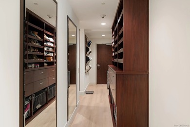 Welcome to Renaissance Penthouse Residence 2204, a recently - photo 44