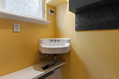 Opportunity knocks just blocks from UC Berkeley! This vacant - photo 45