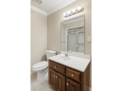 You must come see this beautiful home sitting on an acre lot in - photo 46