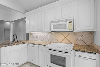 Move-in ready and absolutely immaculate. This charming 2-bedroom - photo 12